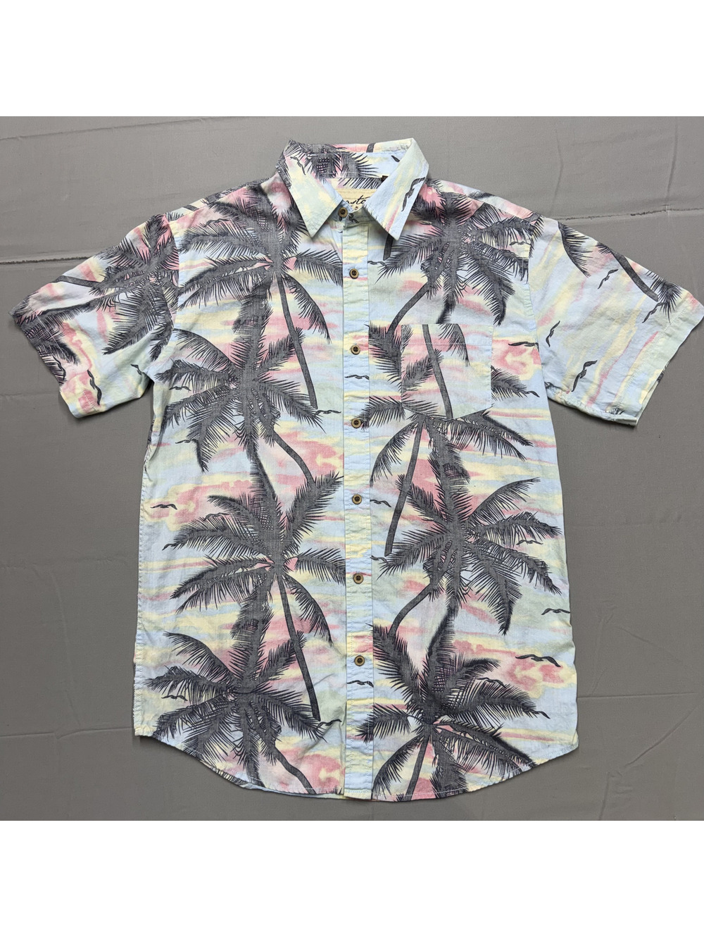 Coastal Mens Shirt Medium Palm Tree Sunset Print Short Sleeve Cotton Button Down